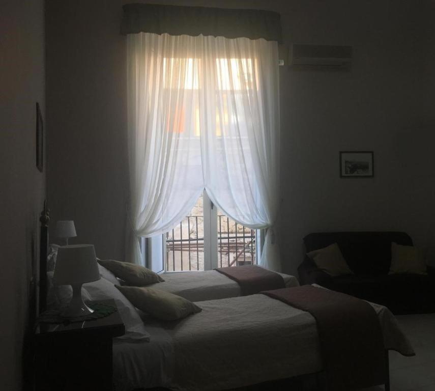 Soggiorno Paradiso Napoli Bagian luar foto