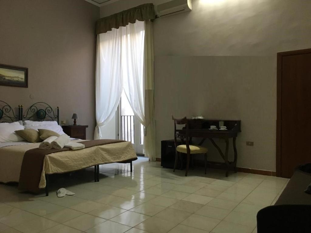 Soggiorno Paradiso Napoli Bagian luar foto