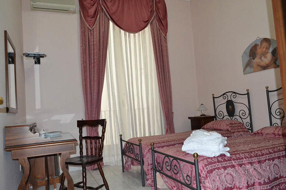 Soggiorno Paradiso Napoli Bagian luar foto