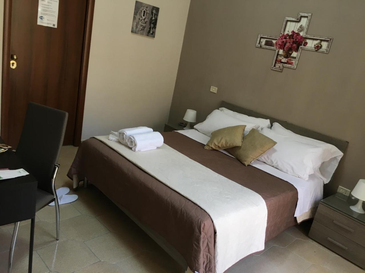Soggiorno Paradiso Napoli Bagian luar foto