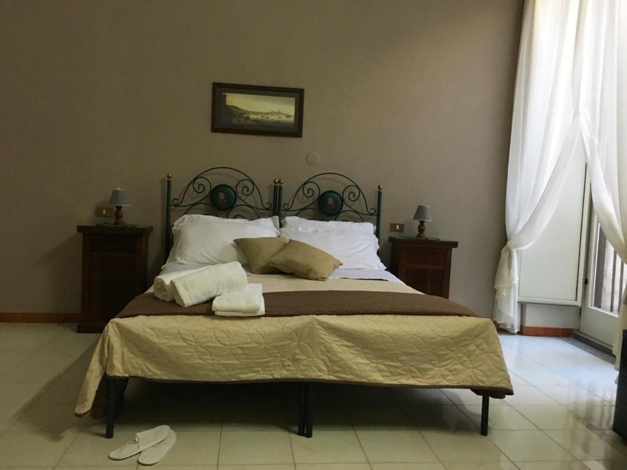 Soggiorno Paradiso Napoli Bagian luar foto